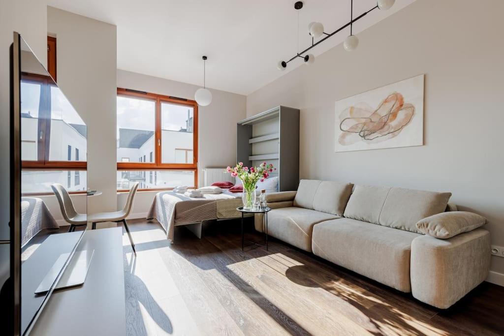 Bright In Mokotow Business Center Apartment